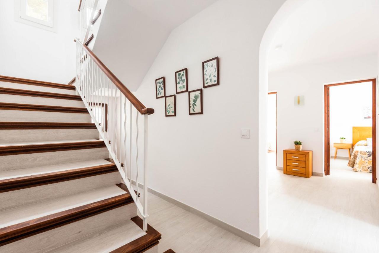 Villa Magdalena อาไลยอร์ ภายนอก รูปภาพ